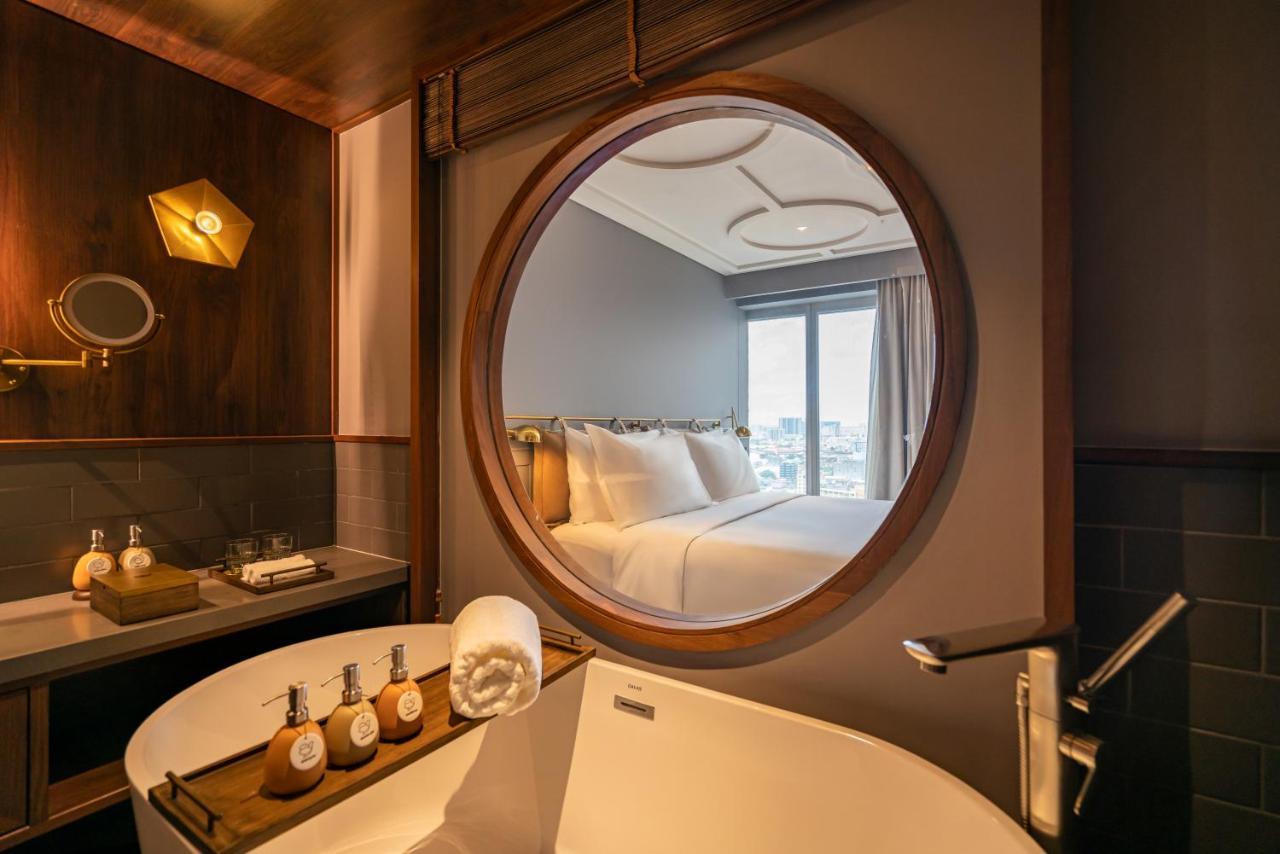 胡志明市 Fusion Original Saigon Centre酒店 外观 照片 Bathroom